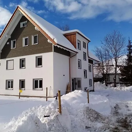 Ahorn Comfortable 度假居